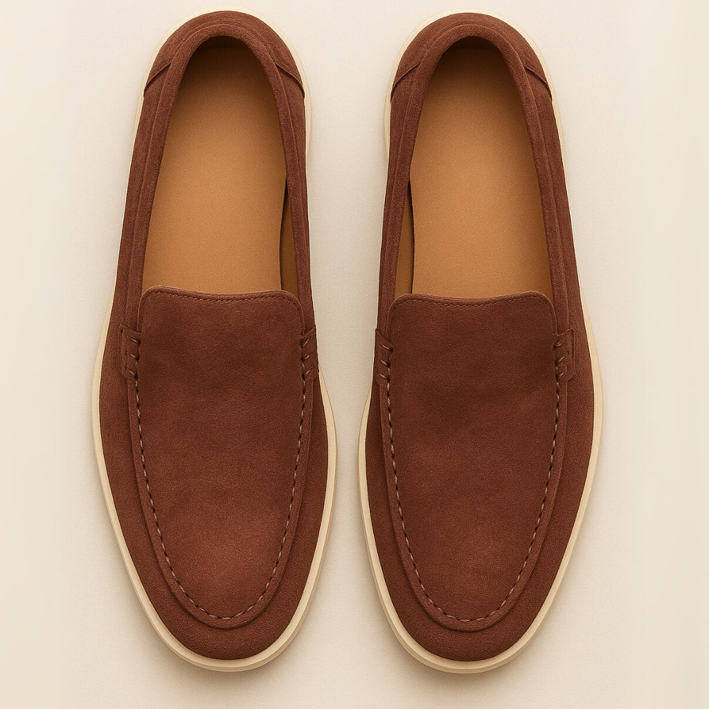 Mocassim Royal Suede AXL: Estilo, Poder e Conforto Absoluto em Cada Passo