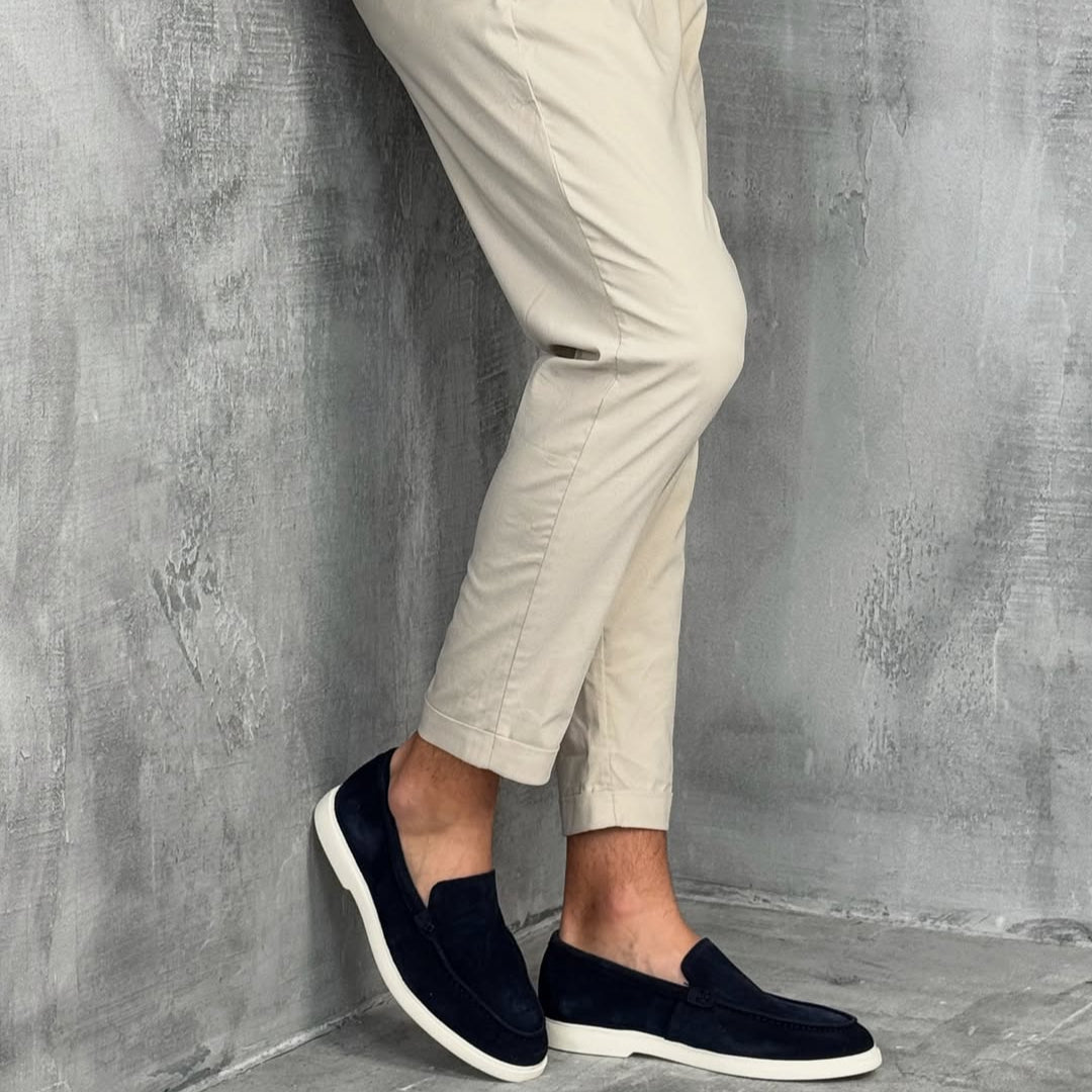 Mocassim Royal Suede AXL: Estilo, Poder e Conforto Absoluto em Cada Passo