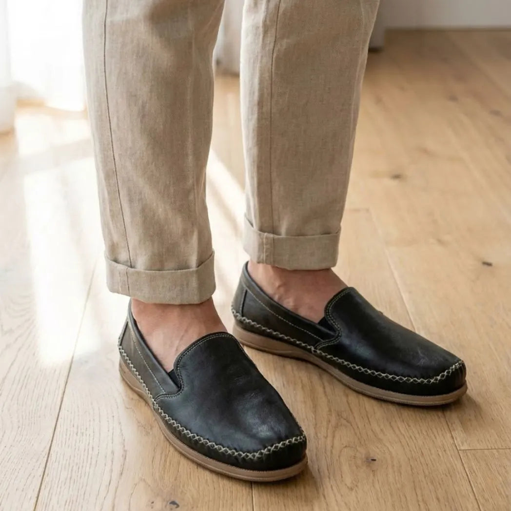 Mocassim Cognac de Couro Preto