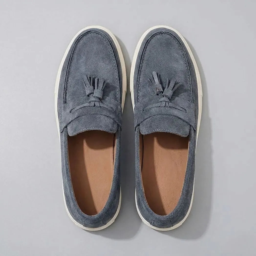 Mocassim Derby de Camurça com Guizos Cinza