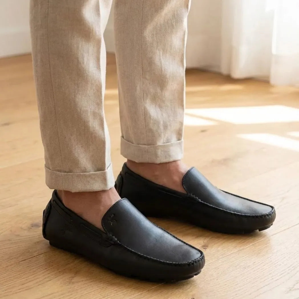 Mocassim Driver Vancouver de Couro Preto