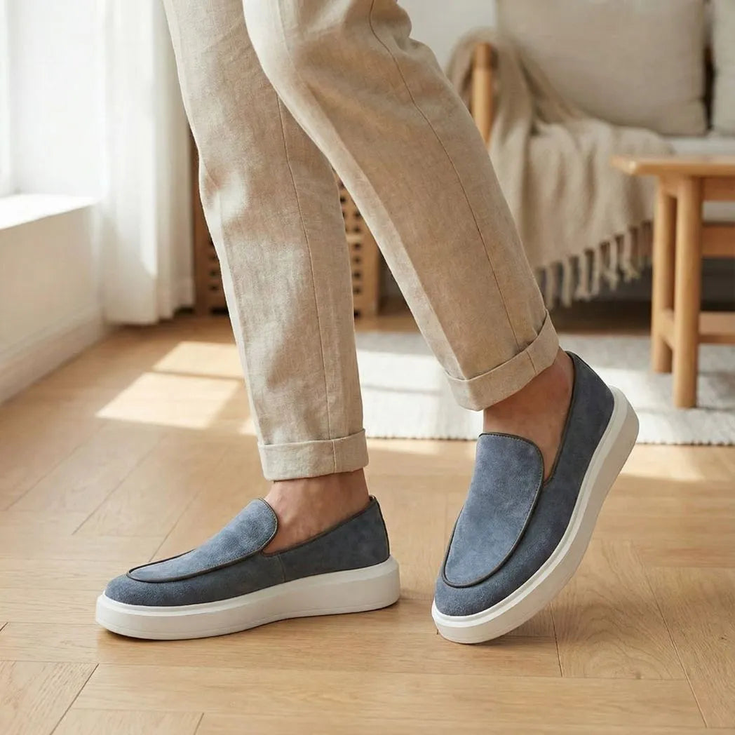 Mocassim Loafer de Camurça Vanguard