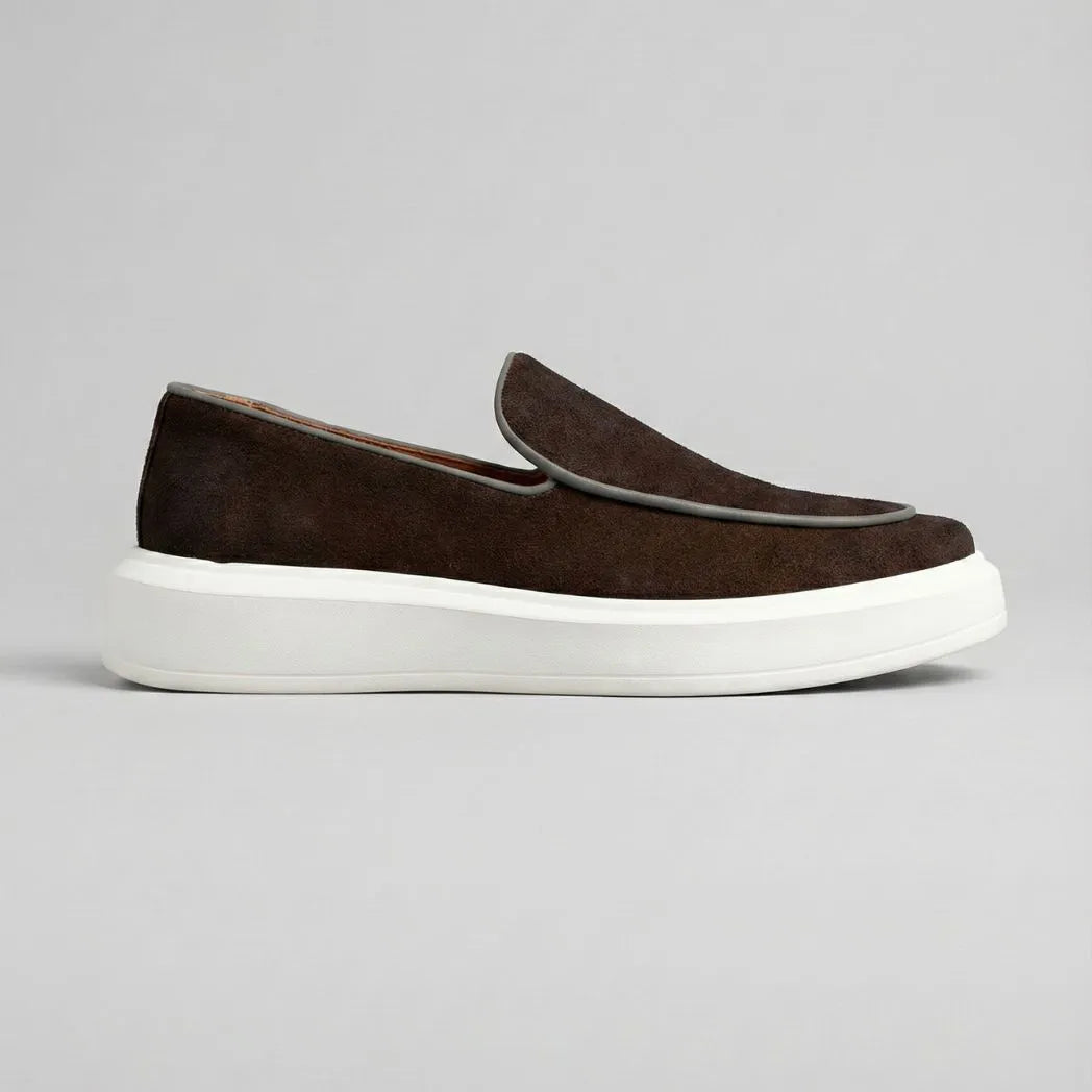 Mocassim Loafer de Camurça Vanguard