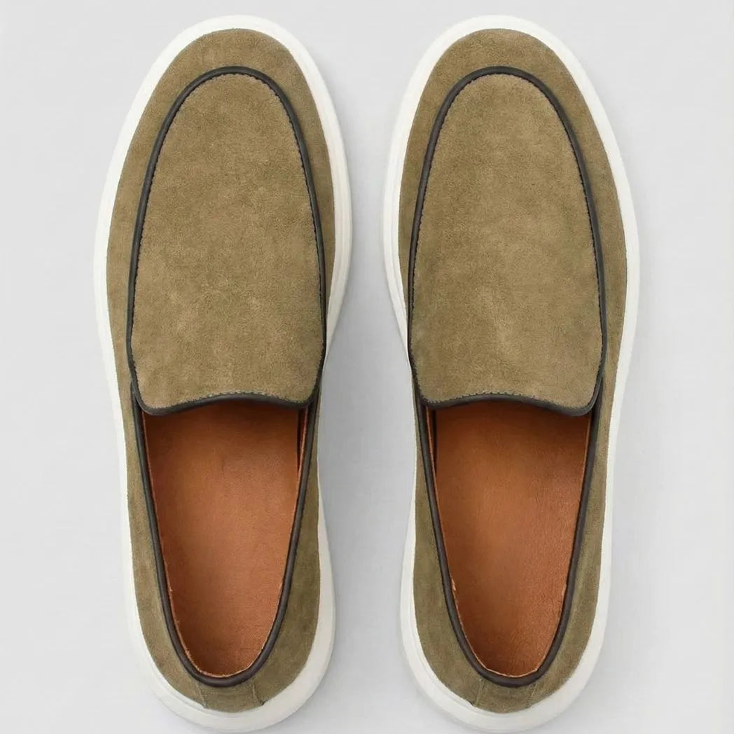 Mocassim Loafer de Camurça Vanguard