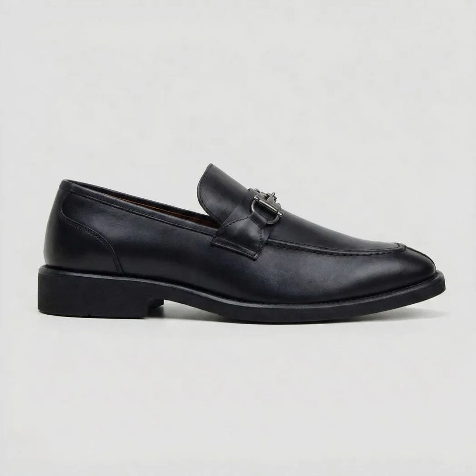 Mocassim Nero Rebel com Fivela