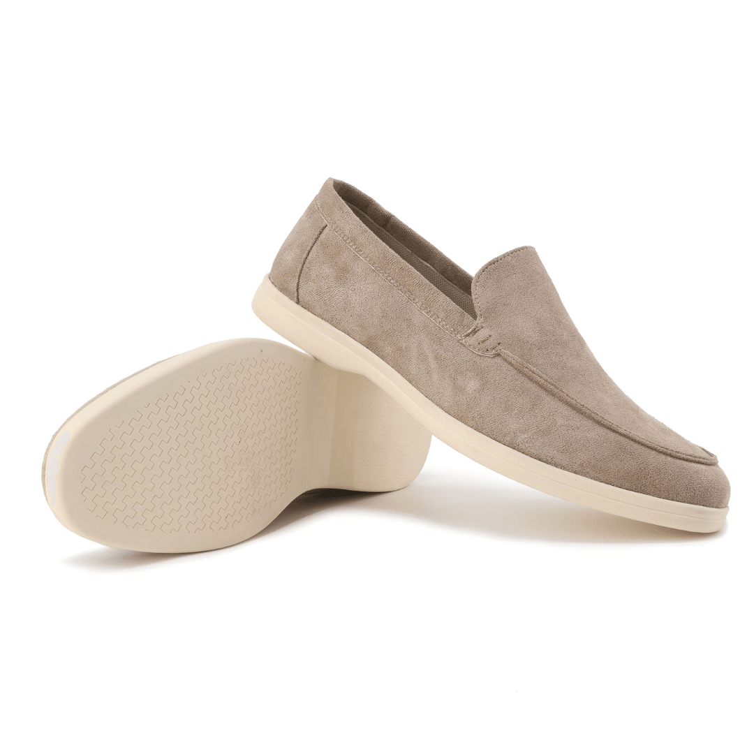 Mocassim Royal Suede AXL: Estilo, Poder e Conforto Absoluto em Cada Passo