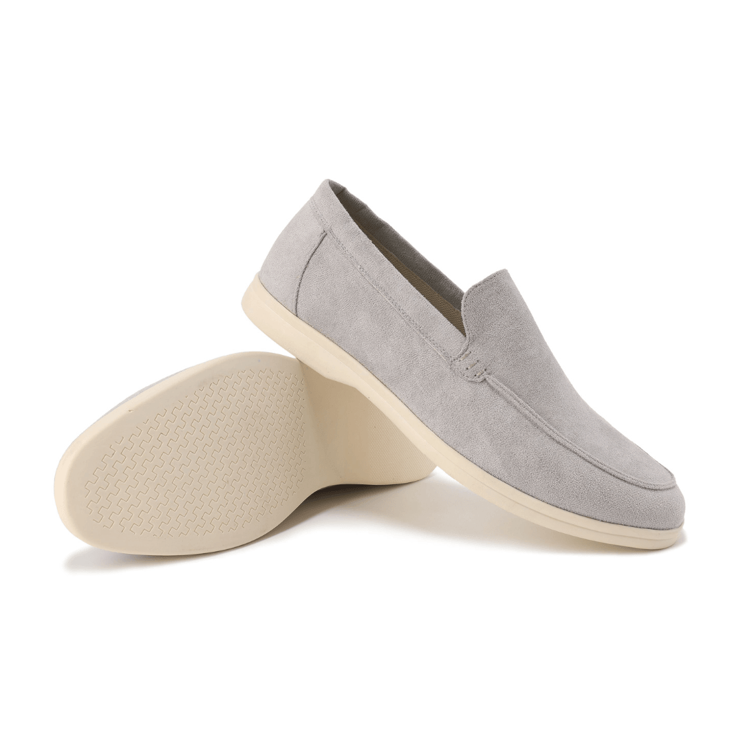 Mocassim Royal Suede AXL: Estilo, Poder e Conforto Absoluto em Cada Passo