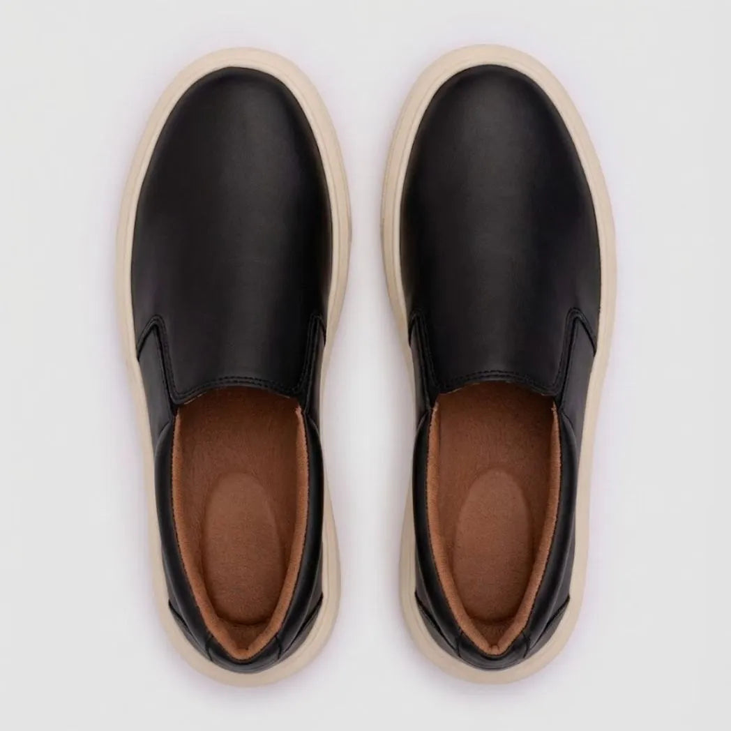 Mocassim Slip On Casual de Couro Preto