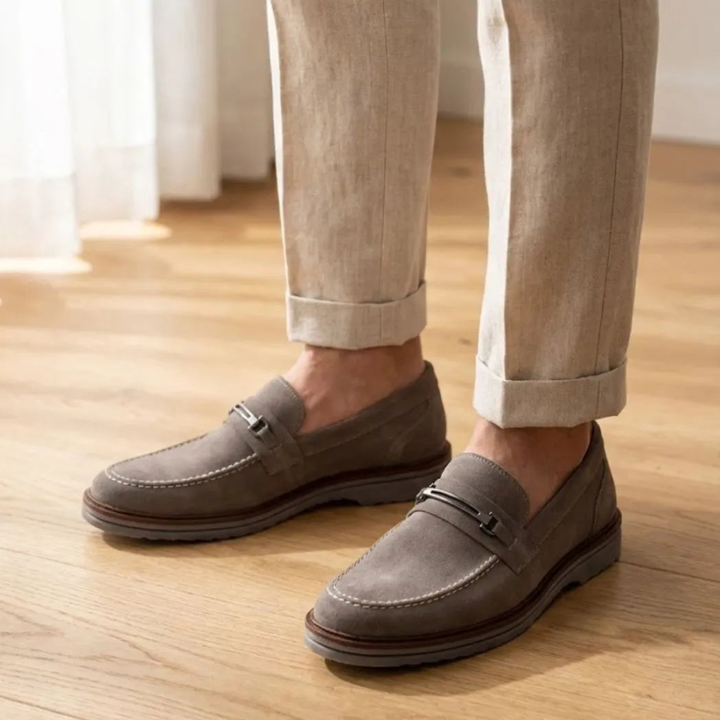 Mocassim Suede Tratorado de Camurça