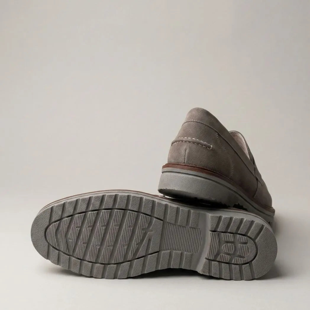 Mocassim de Camurça Monaco Edition Cinza