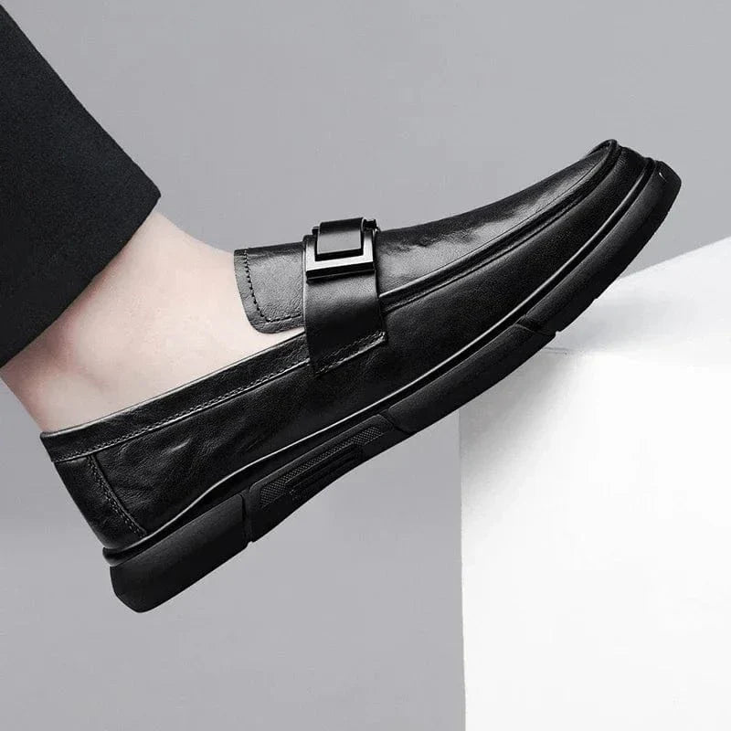Mocassim de Couro Sofistic - Elegância e Conforto