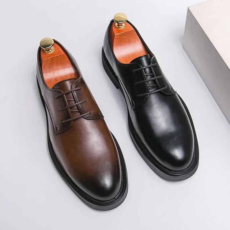 Sapatos Masculinos Sofistic de Couro Premium para Ocasiões Elegantes