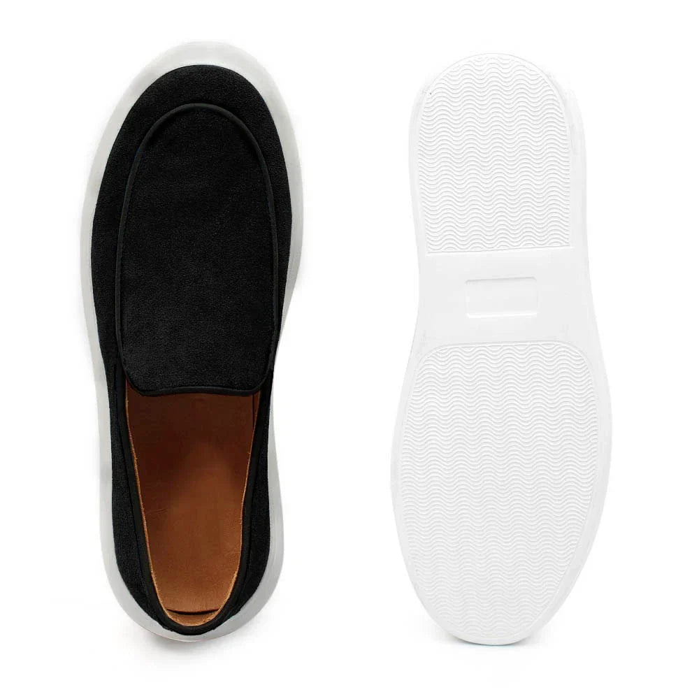 Mocassim Sofistic Loafer em Couro Camurça – Sofisticação e Conforto para Todas as Ocasiões