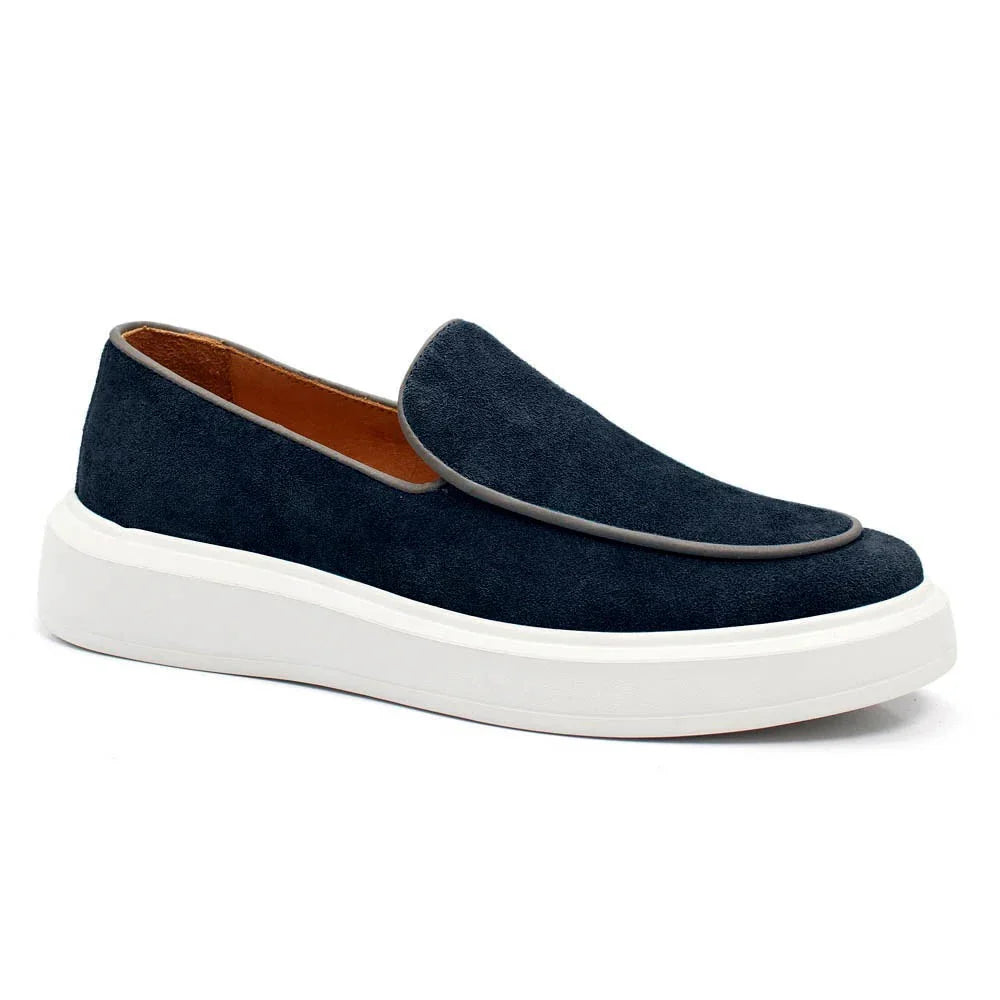 Mocassim Sofistic Loafer em Couro Camurça – Sofisticação e Conforto para Todas as Ocasiões